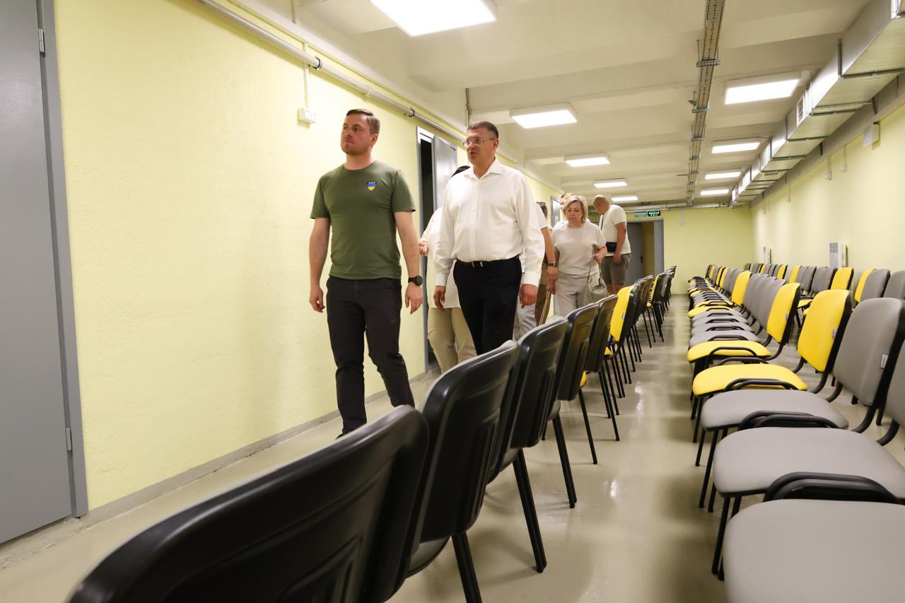 Руслан Кравченко: На Київщині для посилення безпеки дітей облаштовують укриття в 90 школах та садках