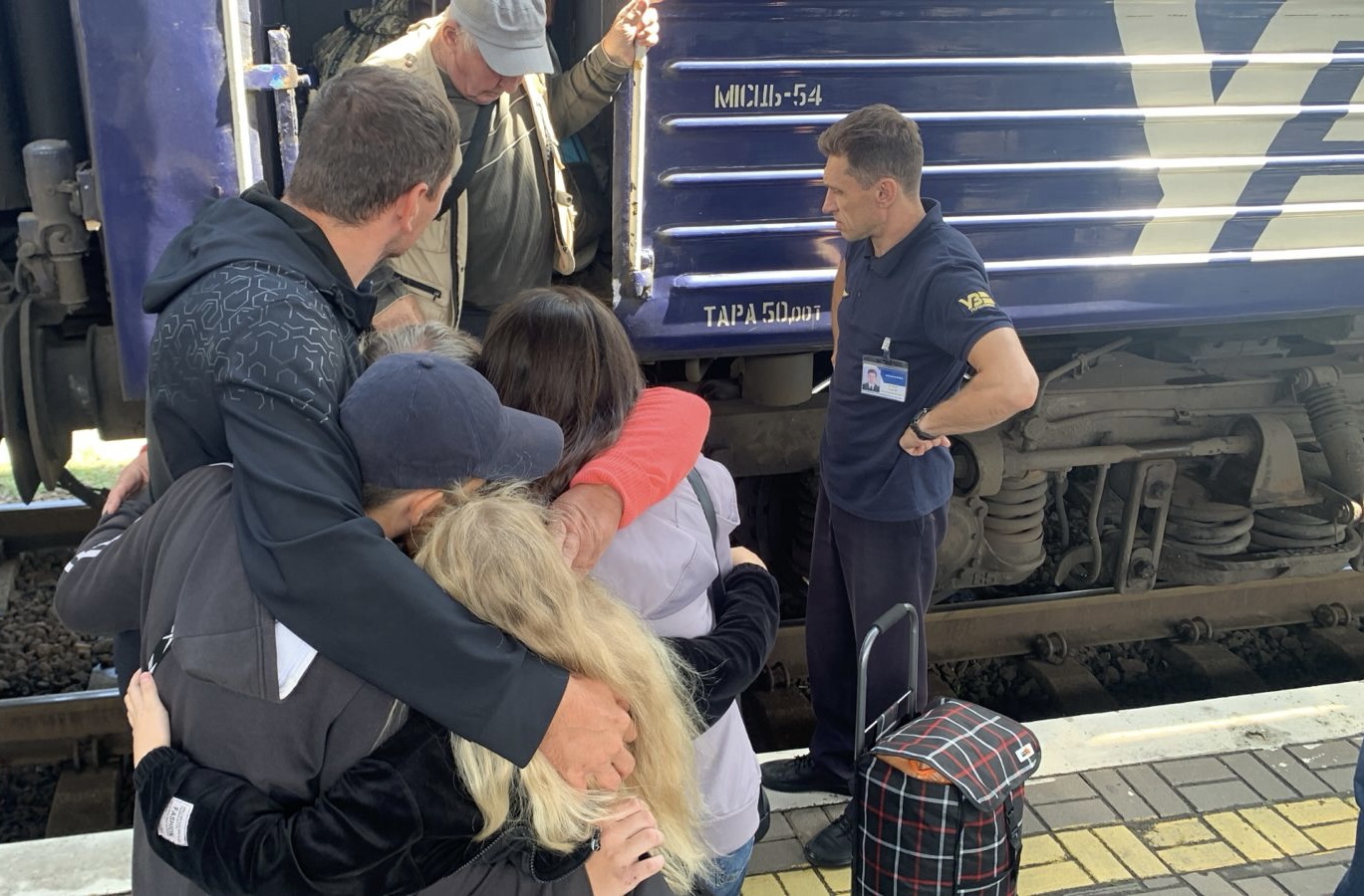 Підтримка для людей з евакуаційного потягу: консультації та адаптація у Київській області