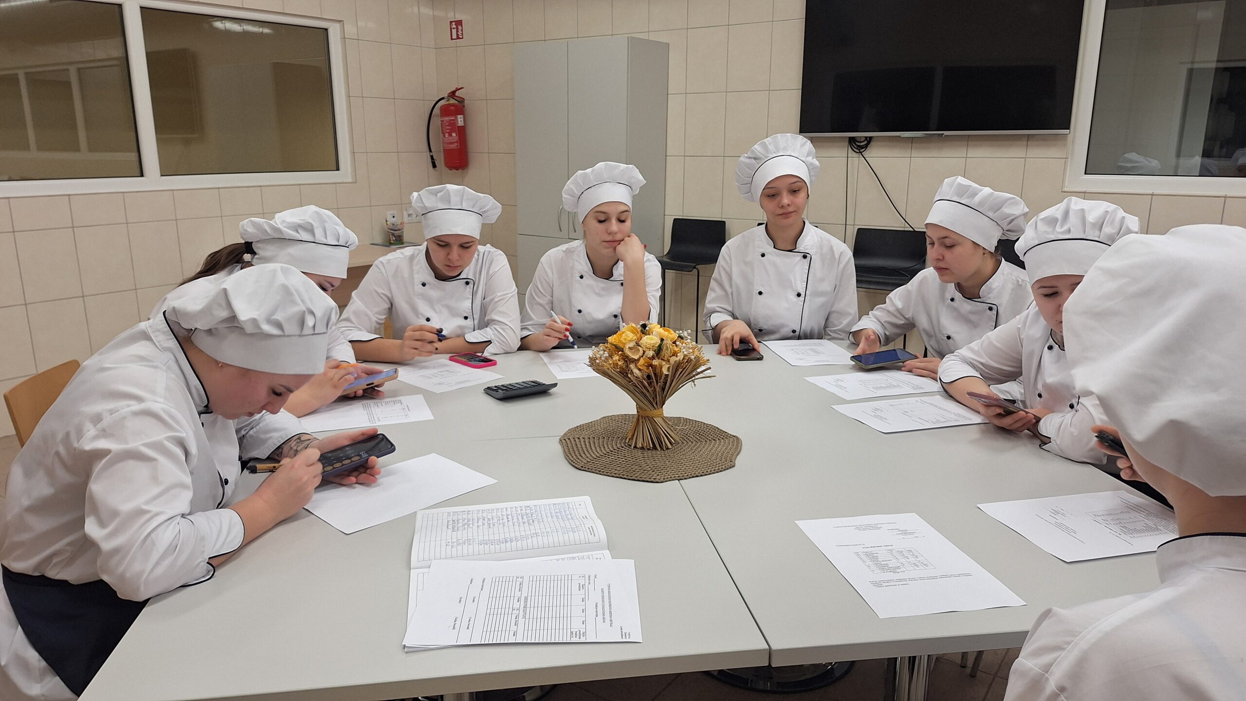 Учні закладу професійної освіти Київської області проходять стажування в Литві за програмою ERASMUS+