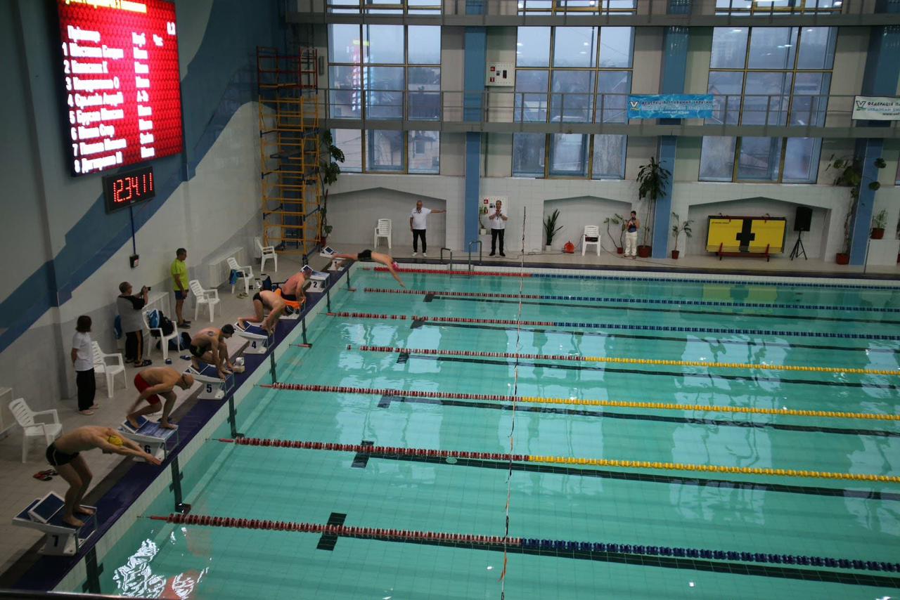 «Ветерани війни та Мастерс РАЗОМ!»: у Броварах ветерани дебютували на Кубку з плавання