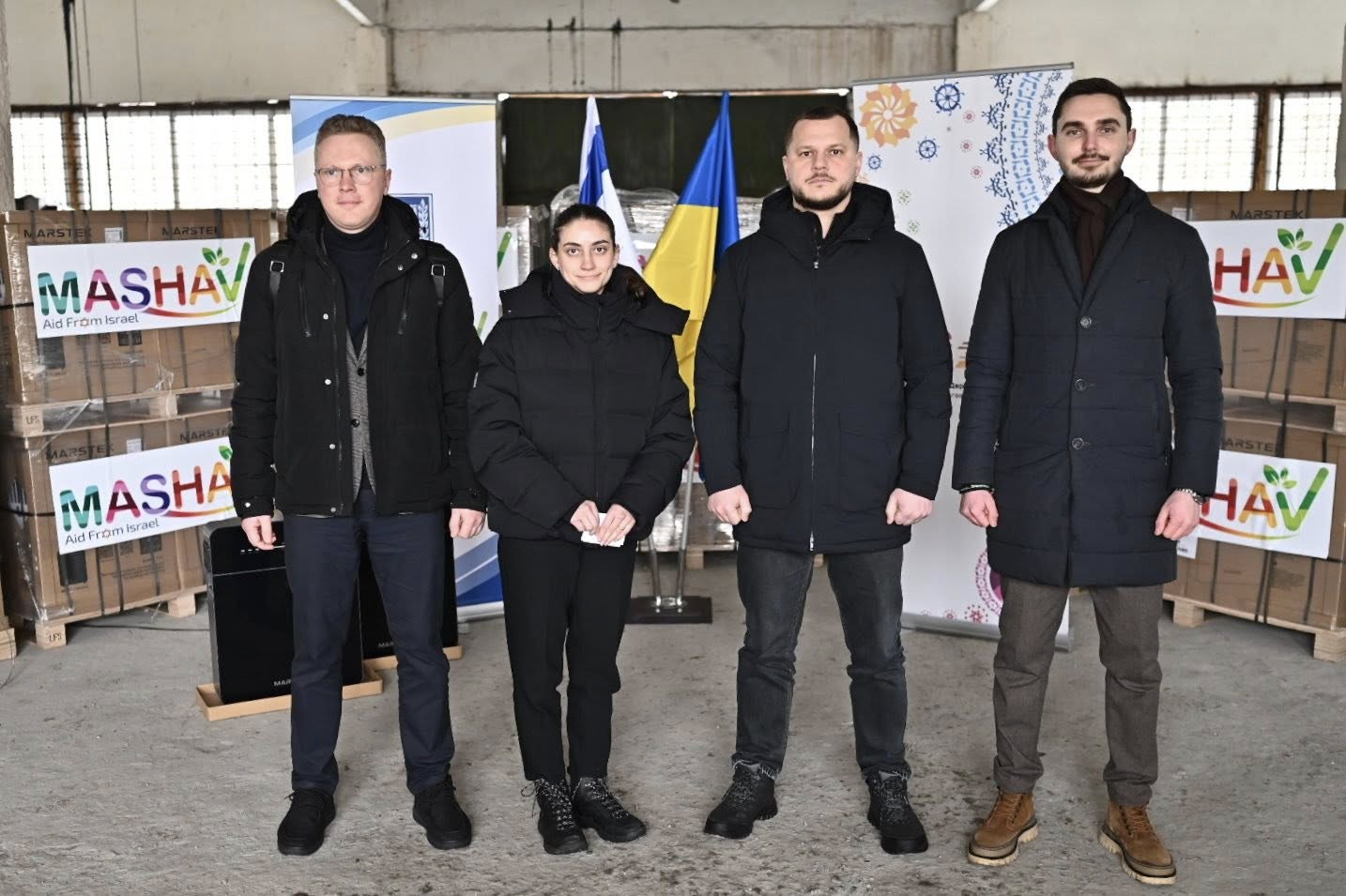 Микола Калашник: Київщина отримала 117 портативних систем резервного електроживлення від ізраїльських партнерів