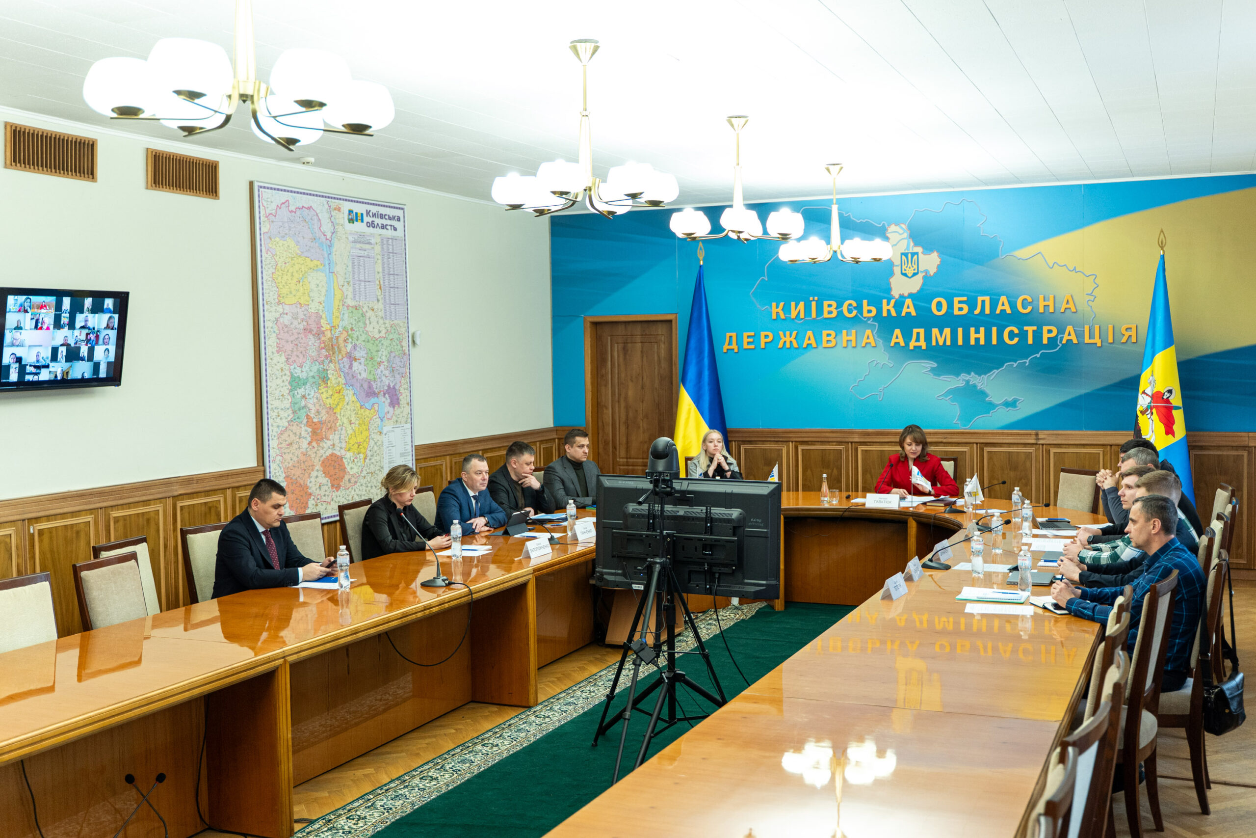 «Діалог влади та бізнесу»: на Київщині підприємцям детально розповіли про програми підтримки енергостійкості