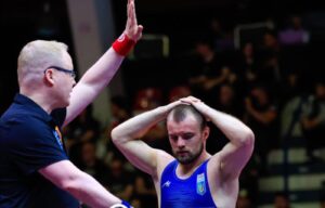 Фото без опису