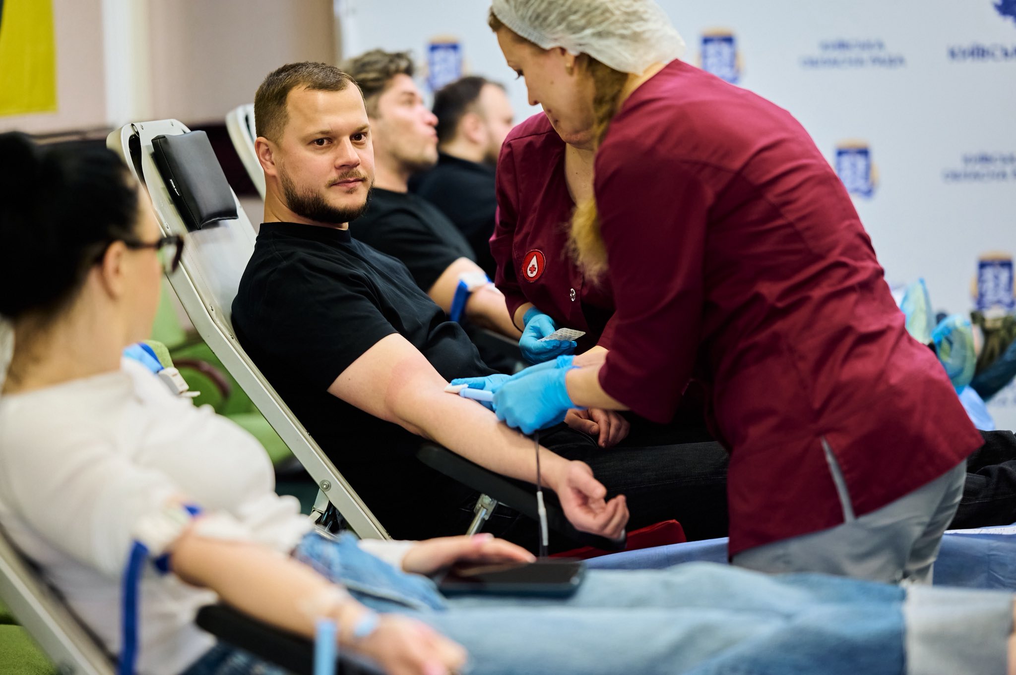 Фото без опису