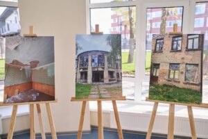 Фото без опису