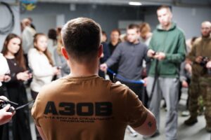 Фото без опису