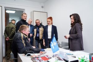 Фото без опису