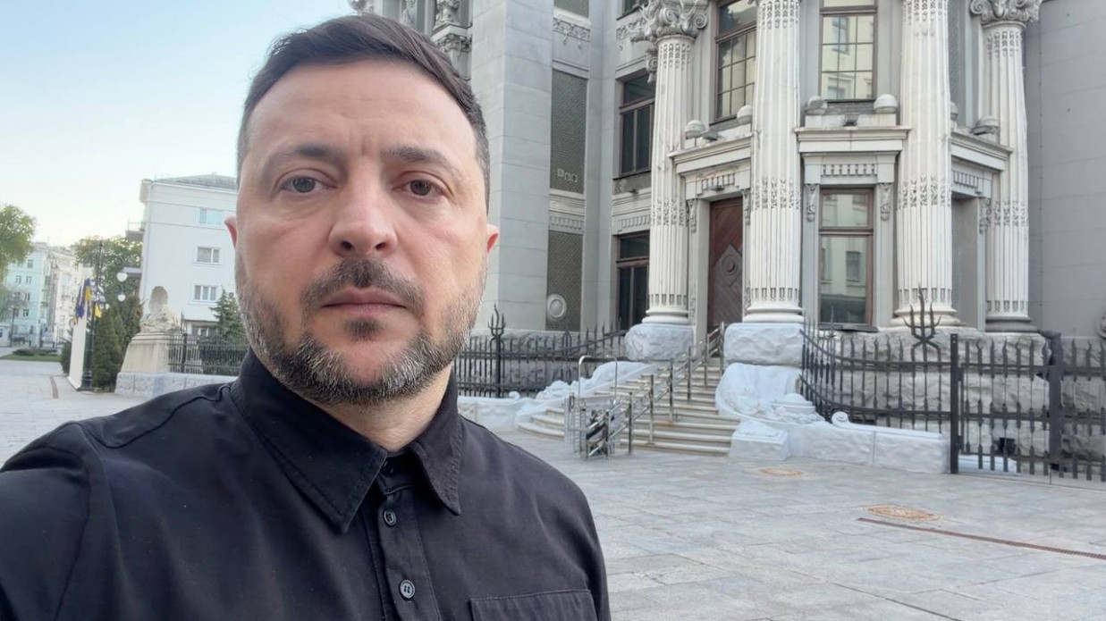 Фото без опису