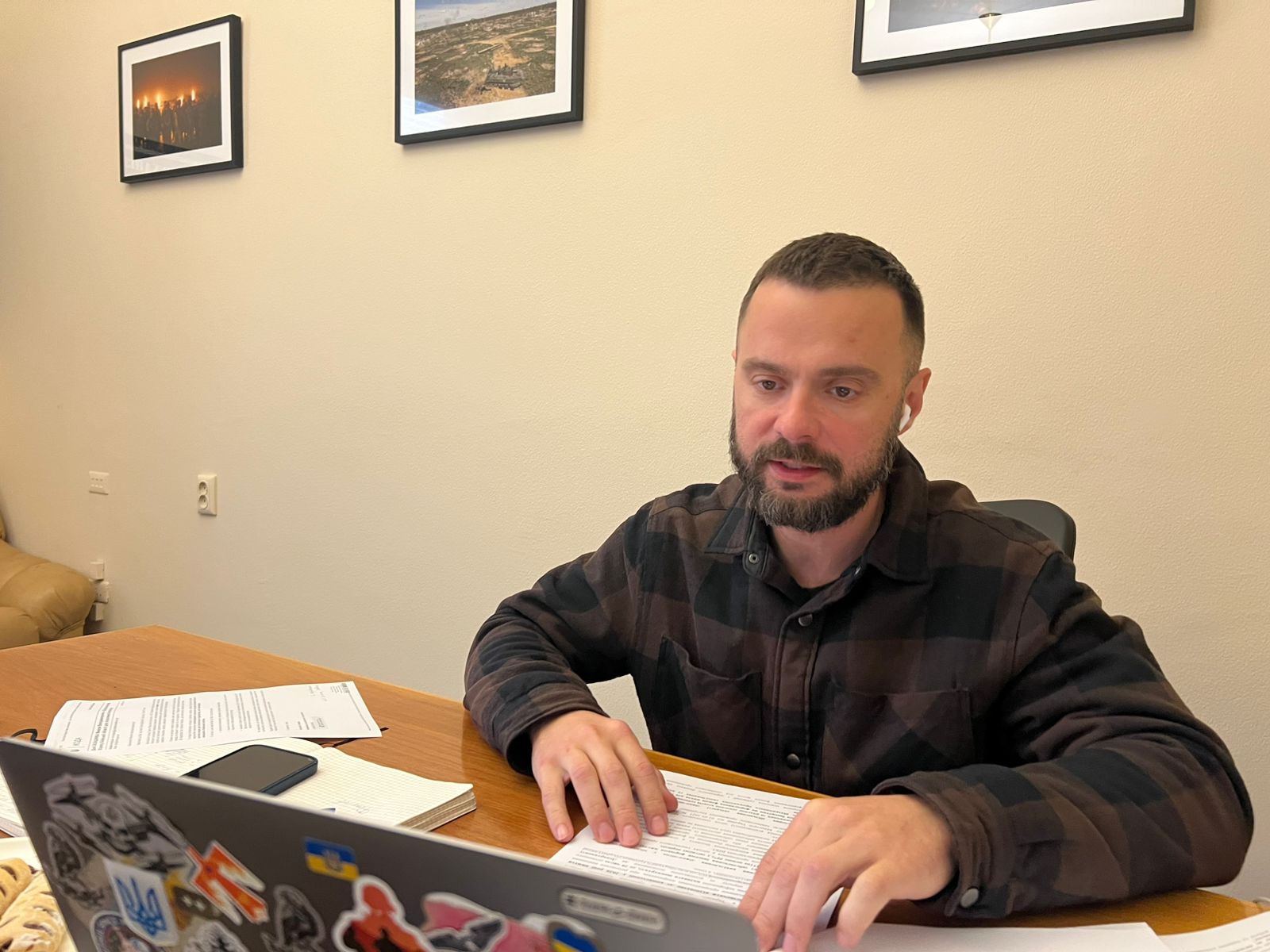 Фото без опису