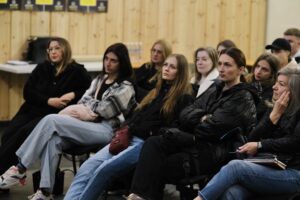 Фото без опису