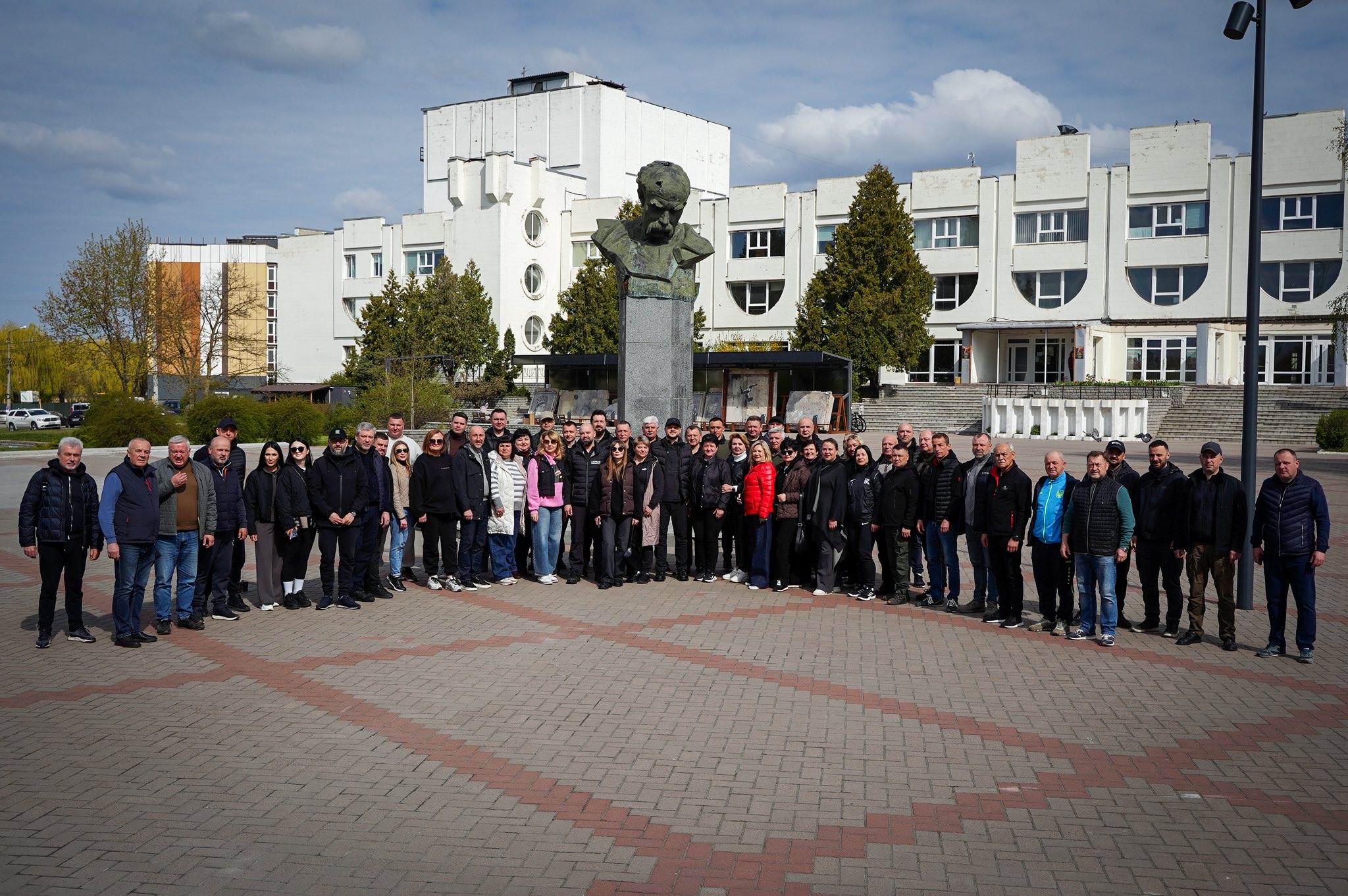 Фото без опису