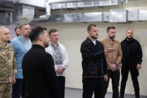 МИКОЛА КАЛАШНИК: У СЛАВУТИЧІ ВІДБУЛАСЯ ВАЖЛИВА ЗУСТРІЧ ІЗ ПРЕЗИДЕНТОМ УКРАЇНИ ВОЛОДИМИРОМ ЗЕЛЕНСЬКИМ ТА ГРОМАДАМИ КИЇВЩИНИ І ЧЕРНІГІВЩИНИ