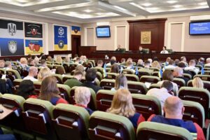 Понад 98 рішень для стійкості та розвитку регіону: Микола Калашник взяв участь у сесії Київської облради