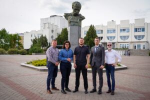 Фото без опису