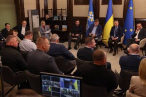 Фото без опису