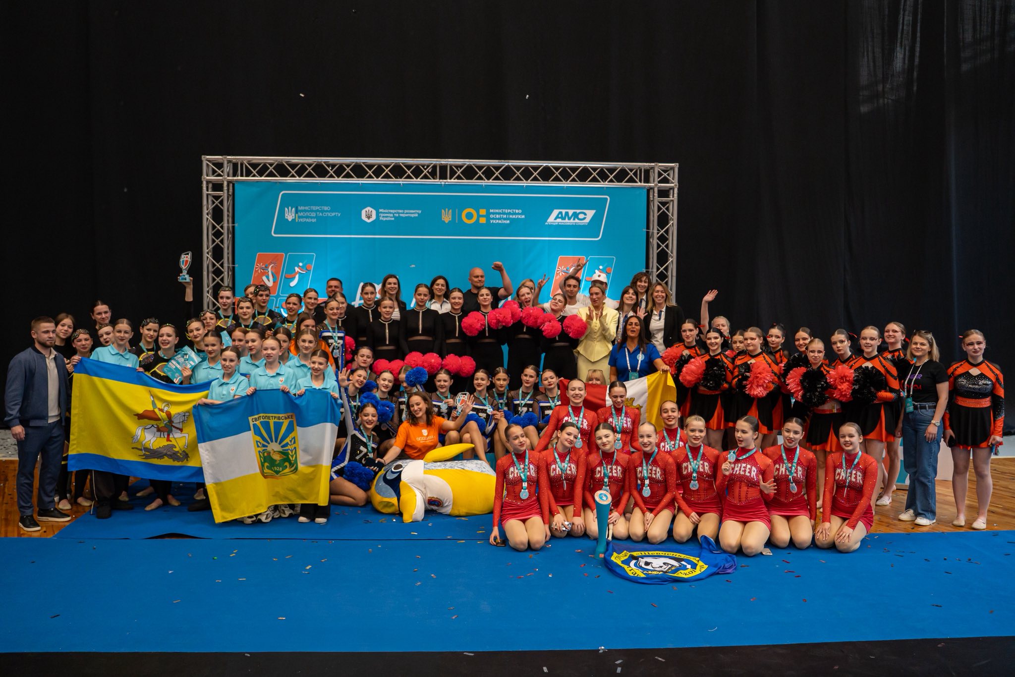 Команда Святопетрівського академічного ліцею виборола срібло фіналу Всеукраїнських змагань «Пліч-о-пліч» шкільної ліги з черліденгу