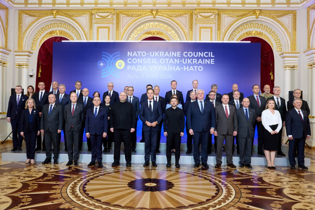 Потрібно забезпечити подальшу підтримку нашої ППО, щоб Україна могла захищатися як від крилатих, так і від балістичних ракет – Президент під час засідання Ради Україна – НАТО
