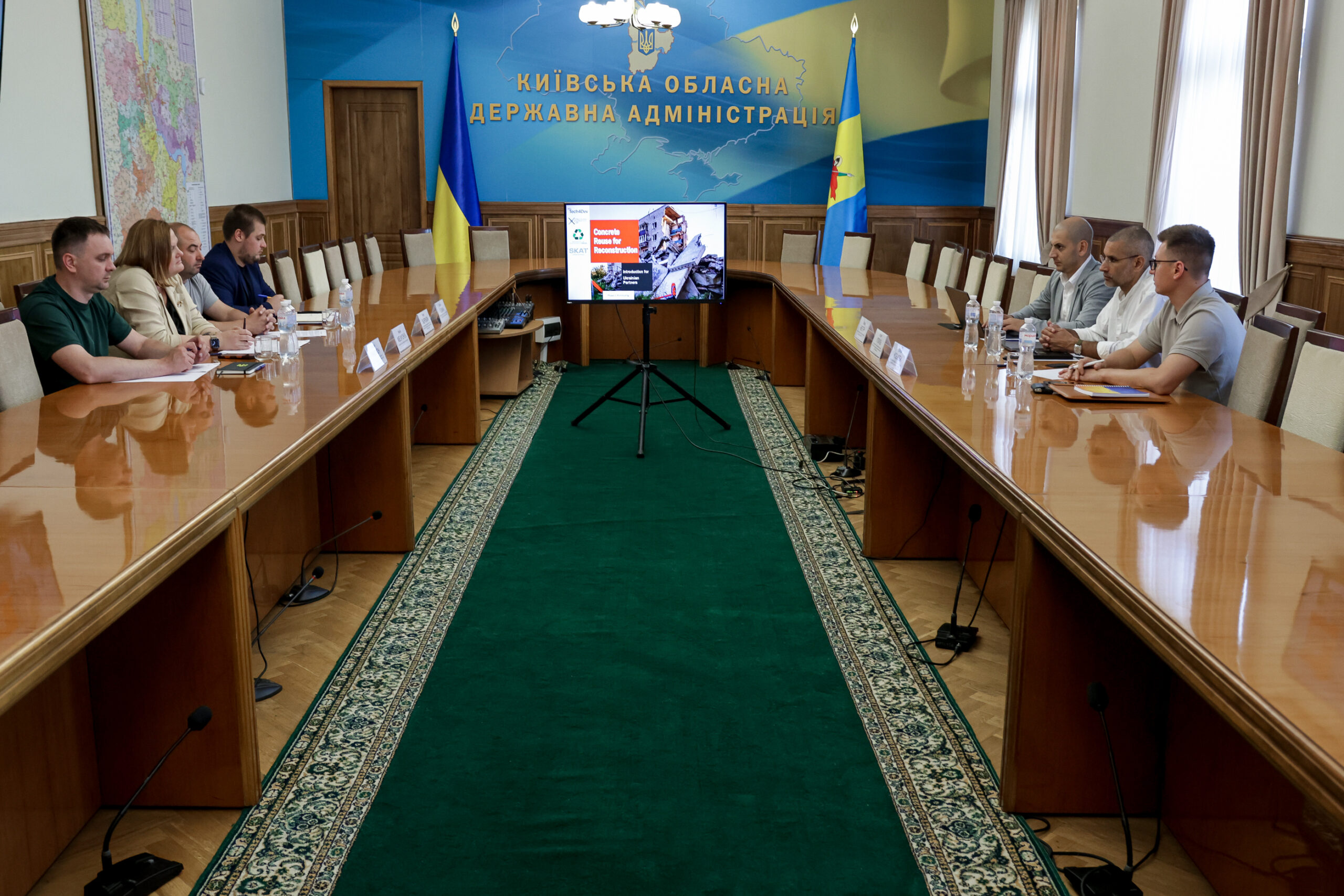 Відбудова Київщини: міжнародні партнери вивчають можливості повторного використання будівельних конструкцій
