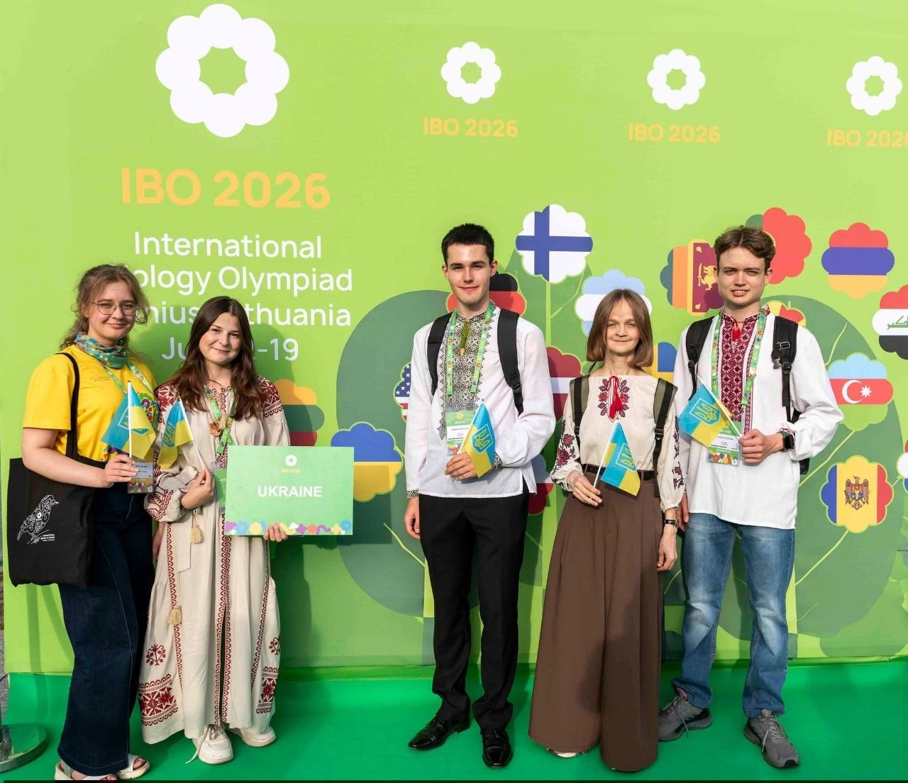 Юні біологи Київщини здобули срібло та бронзу на International Biology Olympiad 2026